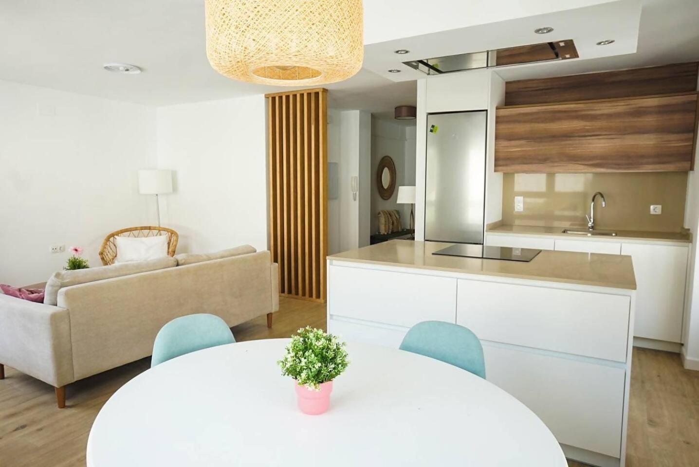 New Precioso Centrico Amplio Apartment Granada Exterior photo